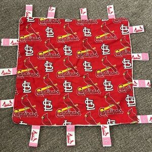 🌺 Hand made Cardinals Baby Blanket Toy with Ribbon border for baby girl!